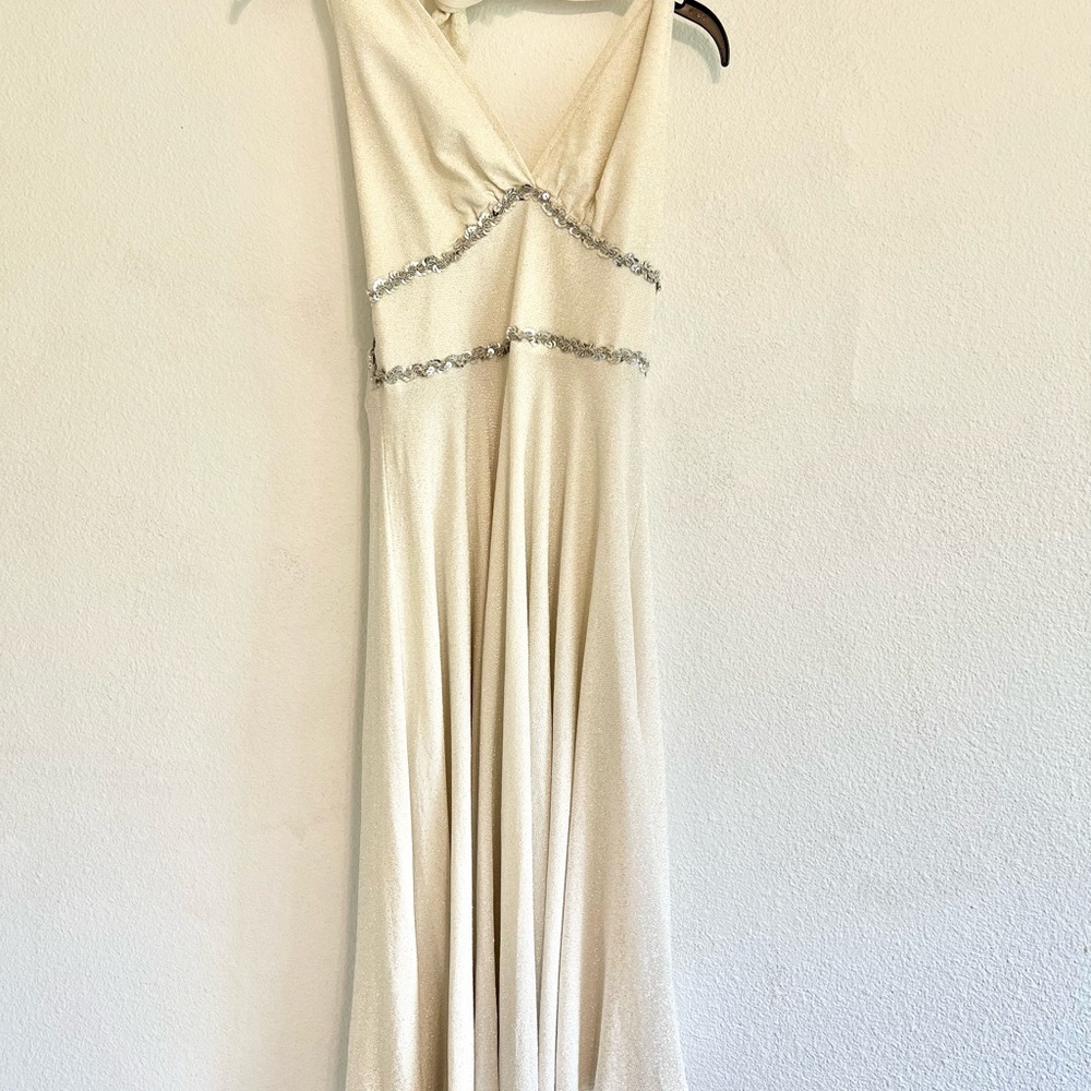 SOLD NWOT Halter top Wedding dress or beach cocktail dress